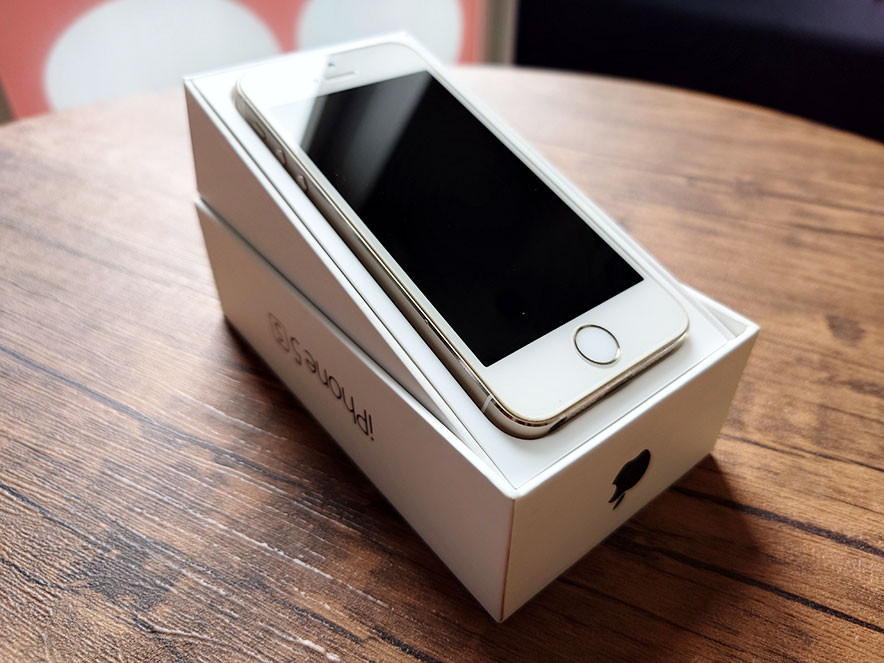Apple - iPhone5s 45台まとめ売り(ジャンク品) Yahoo!オークション -「iphone ジャンク まとめ」の落札相場